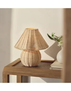 Arles Rattan Table Lamp