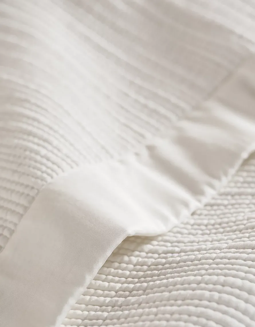 Belgravia Quilt & Cushion Cover Collection