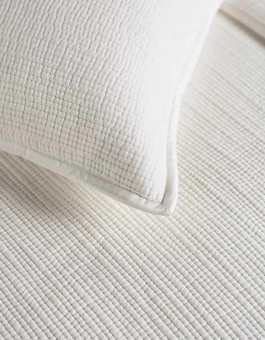 Belgravia Quilt & Cushion Cover Collection