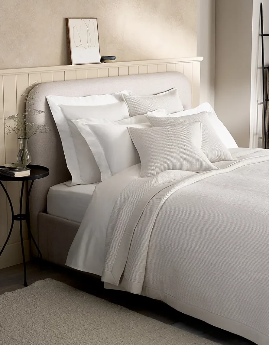 Belgravia Quilt & Cushion Cover Collection
