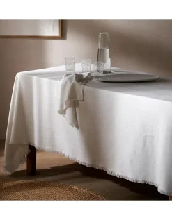 Camber Soft Wash Tablecloth – Large