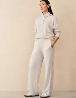 Cashmere Contrast Stitch Detail Wide-leg Jogger