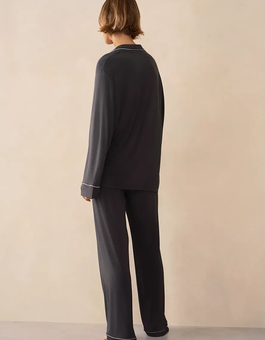 Cooling Jersey Relaxed Piped Pyjama Set