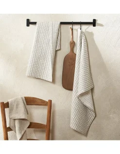 Ditsy Heart Tea Towels – Set of 2