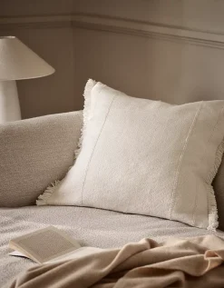 Dores Fringe Cushion