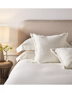 Dores Fringe Cushion