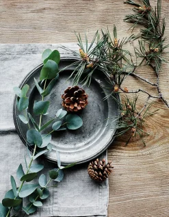 Fir Tree Tealights – Set of 12