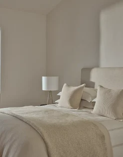Florian Bedspread & Cushion Cover Collection