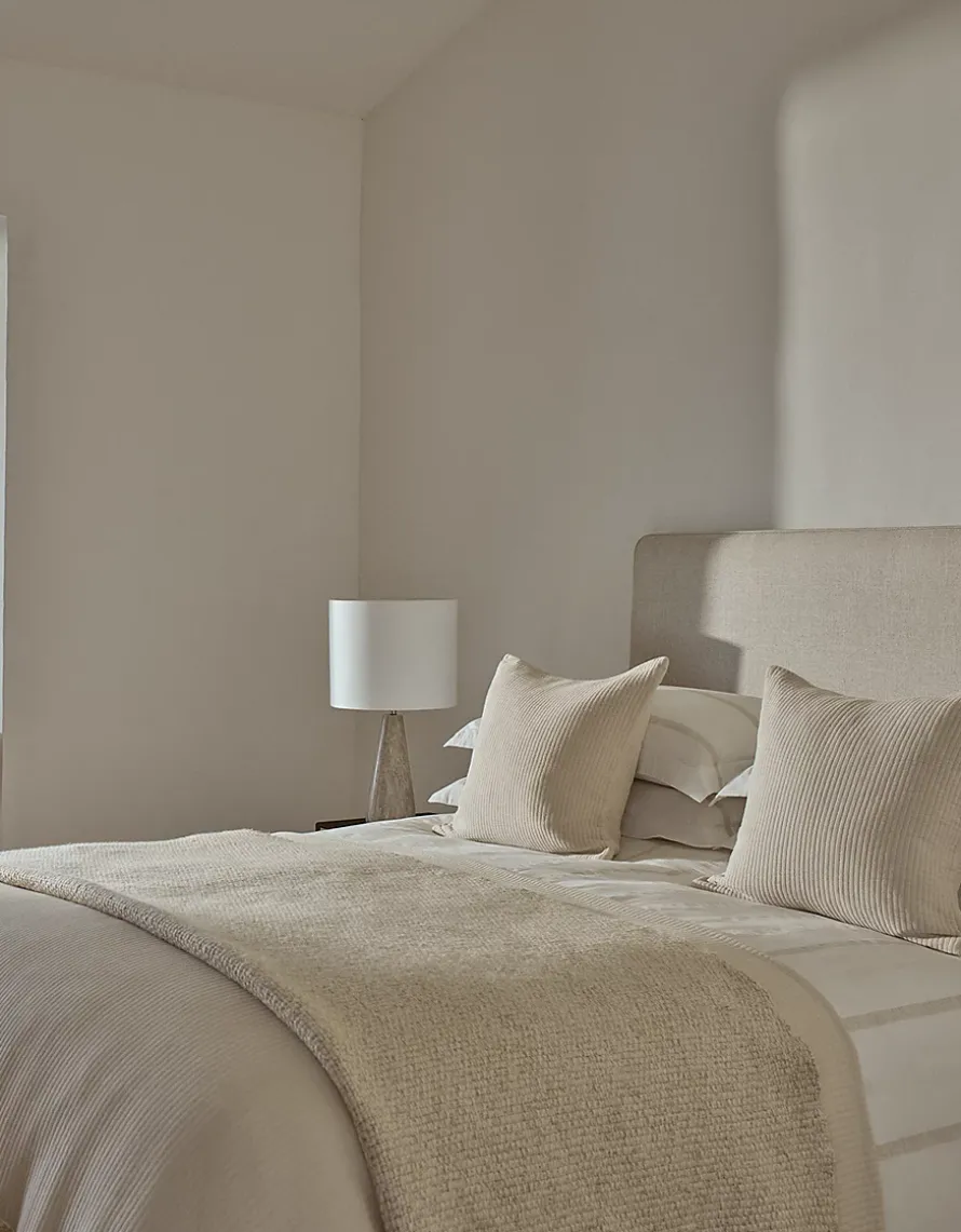 Florian Bedspread & Cushion Cover Collection
