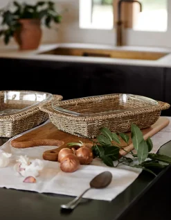 Glass & Seagrass Oven Dish – Medium