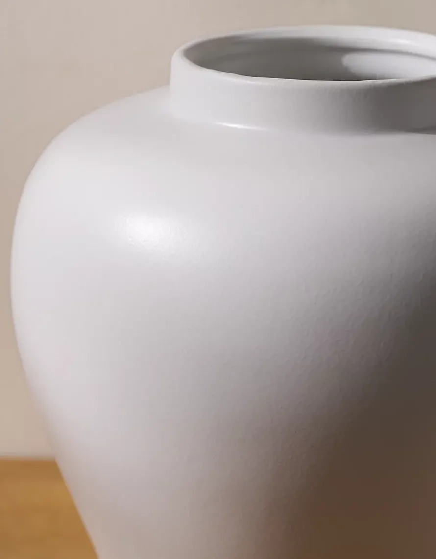 Hanworth Vase