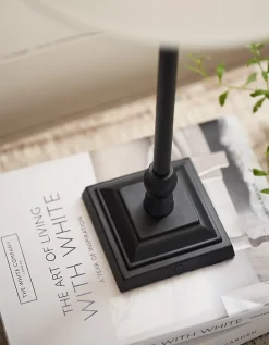 Harris Portable Lamp