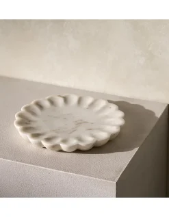 Larton Scalloped Marble Plate
