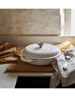 Le Creuset Shallow Casserole Dish – 30cm