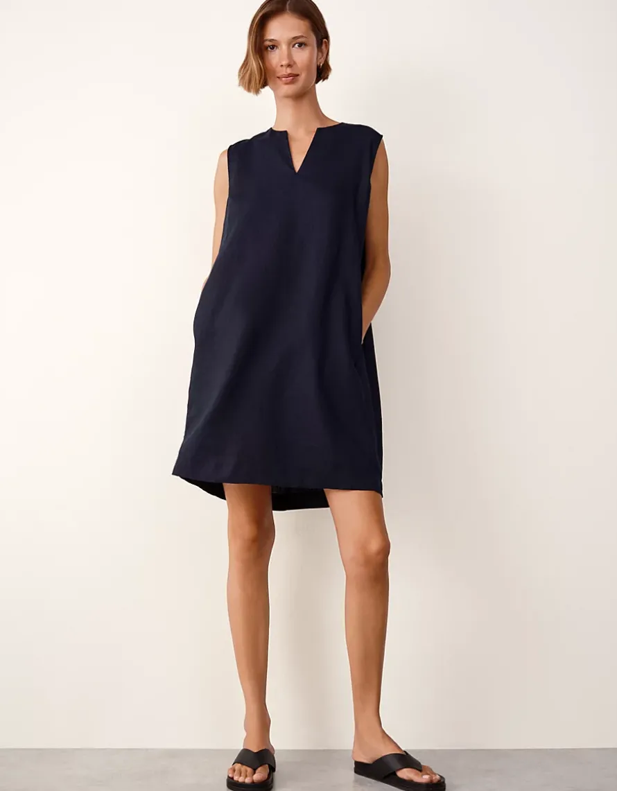 Linen Tucked Shoulder Shift Dress
