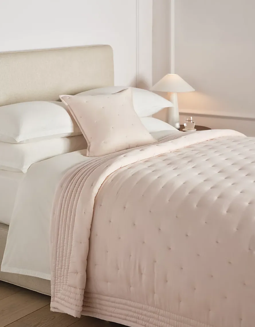 Lois Quilt & Cushion Collection