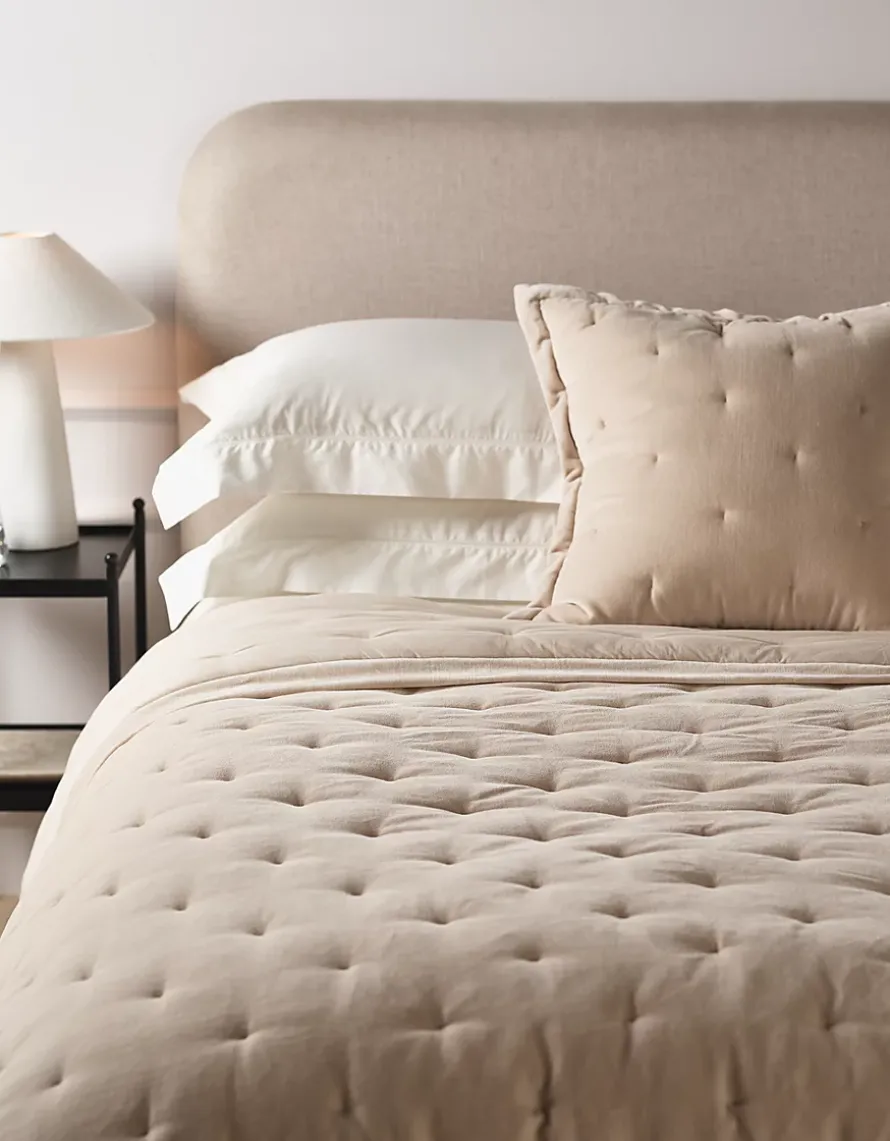 Lowry Velvet Quilt & Cushion Collection