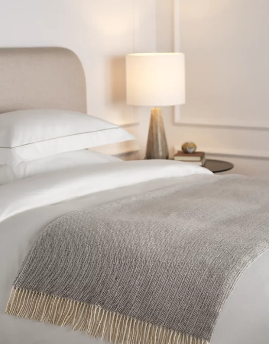 Luxury Wool Cashmere Herringbone Throw