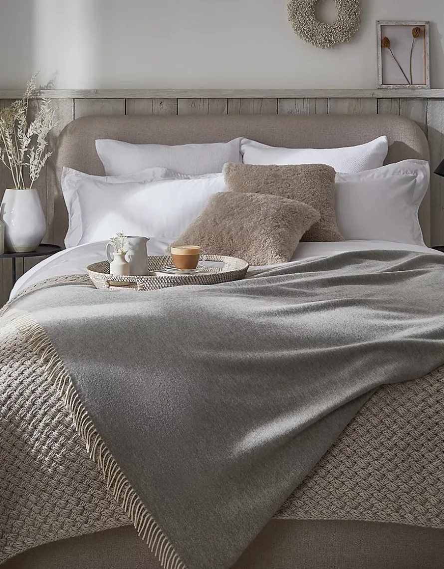 Luxury Wool Cashmere Throw