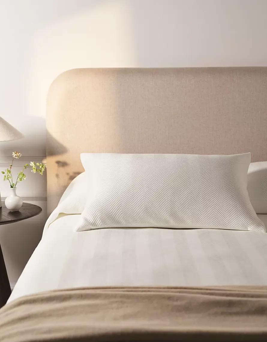 Mason Bedspread & Cushion Cover Collection