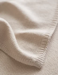 Maya Throw
