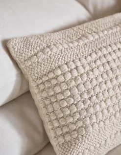 Merion Cushion