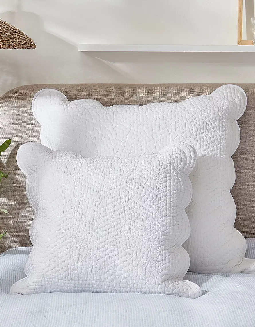 Milfield Scallop Quilt & Cushion Collection