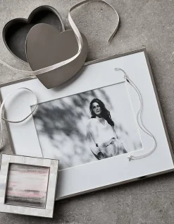 Mother of Pearl Photo Frame – 3x3”
