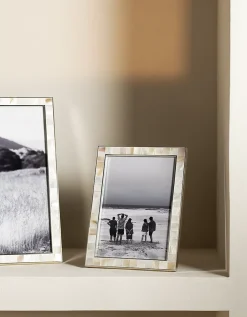 Mother of Pearl Photo Frame – 5x7”