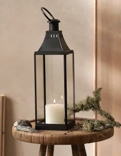 Naunton Lantern