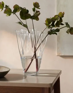 Orford Handkerchief Vase