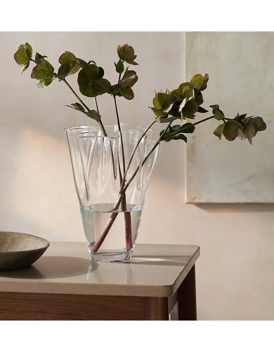 Orford Handkerchief Vase