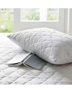 Outlast Temperature Balance Quilted Pillow Protector