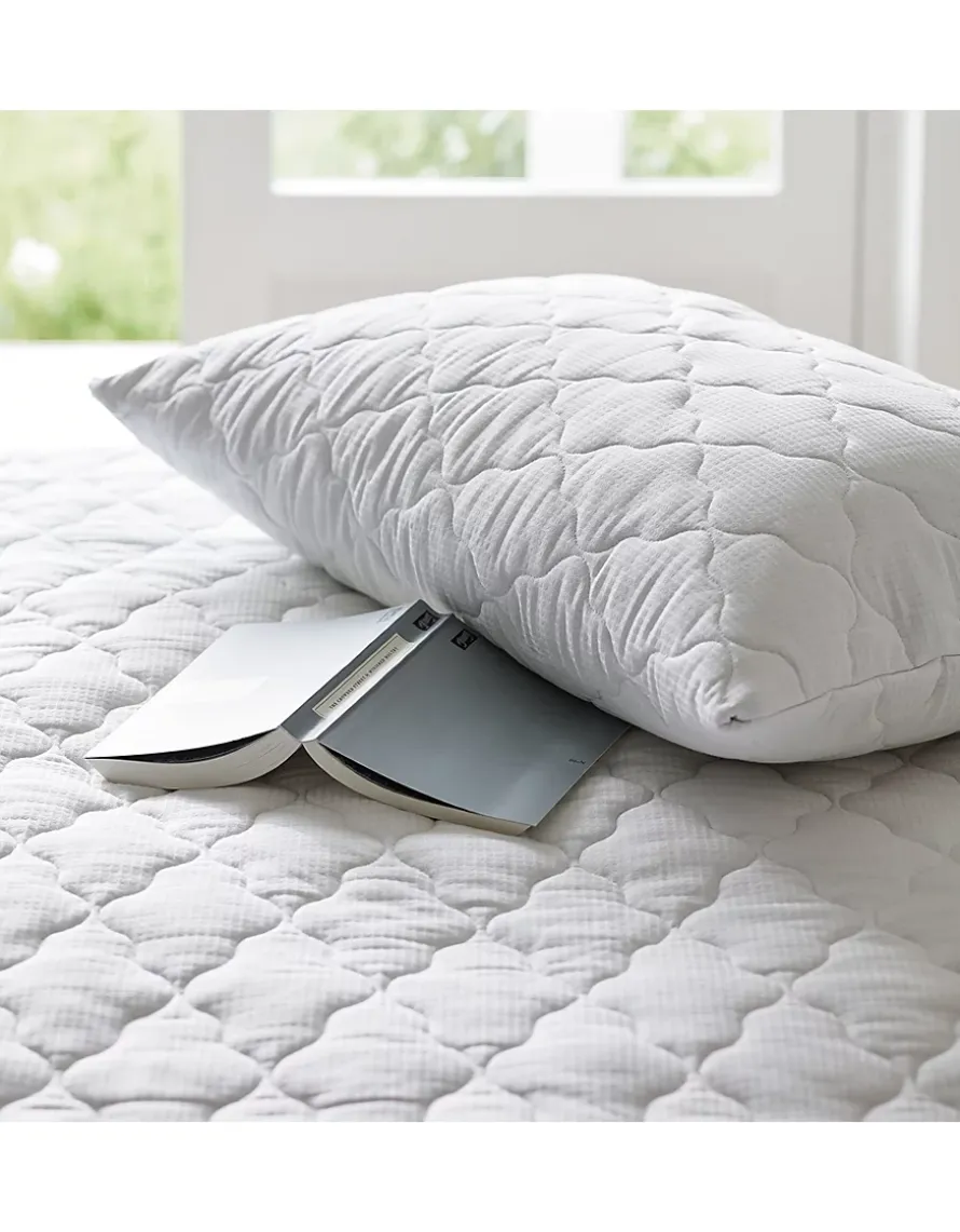 Outlast Temperature Balance Quilted Mattress Protector