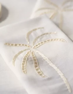 Palm Tree Embroidered Napkin – Set of 4