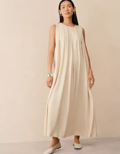 Pleated Sleeveless Maxi Dress