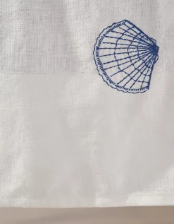 Prise du Jour Embroidered Table Runner
