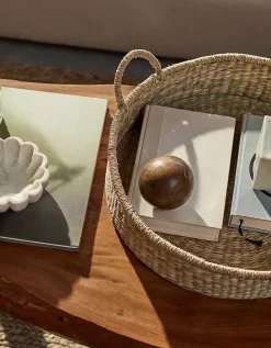 Round Seagrass Tray with Glass Base
