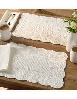 Scalloped Quilted Placemats – Set of 2