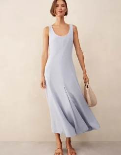 Shaped Scoop Neck Dress