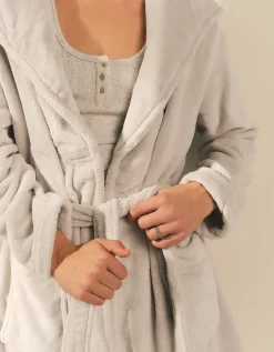Snuggle Robe