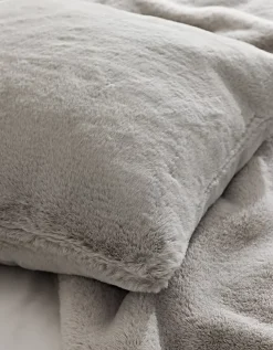 Super Soft Faux Fur Throw & Cushion Collection