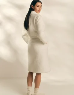 Super Soft Snuggle Robe