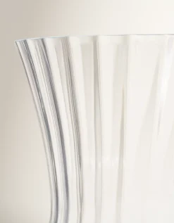 Ultimate Optic Hurricane Vase