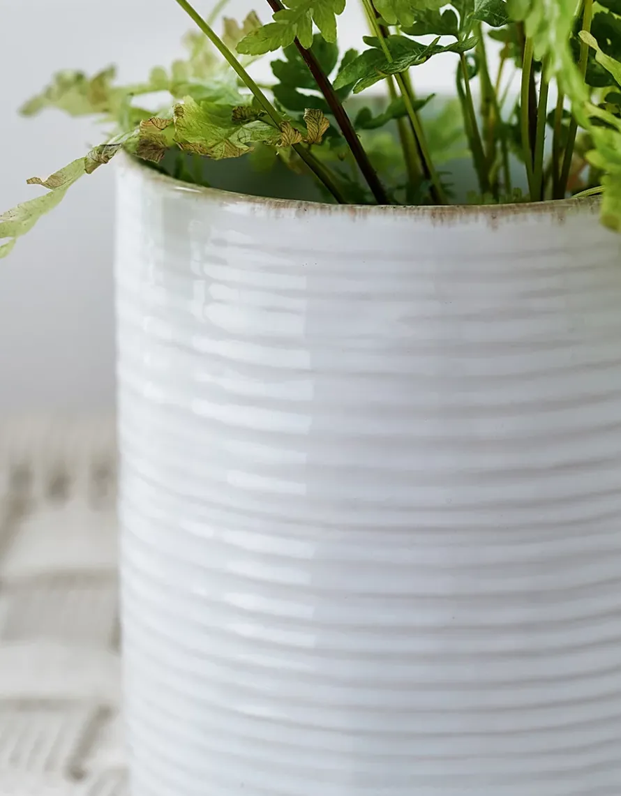 White Ribbed Ceramic Planter – Small