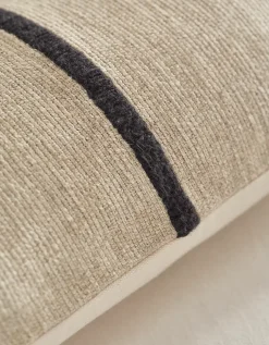 Whitton Cushion