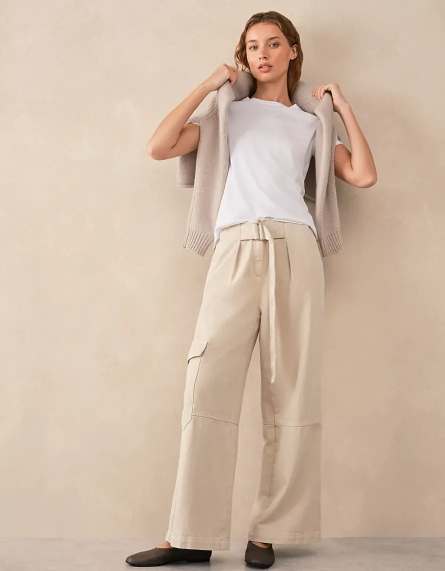 Wide Leg Belted Trousers