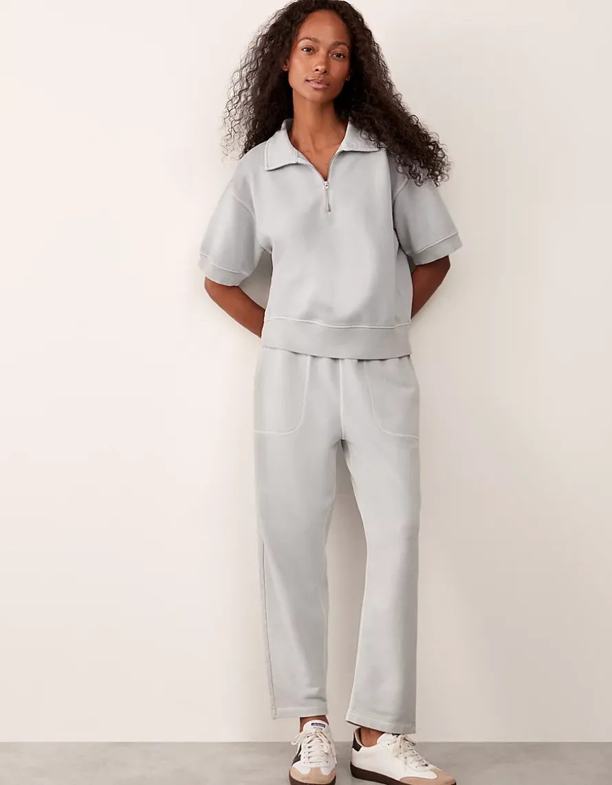 Zip Collar Short Sleeve Sweatshirt